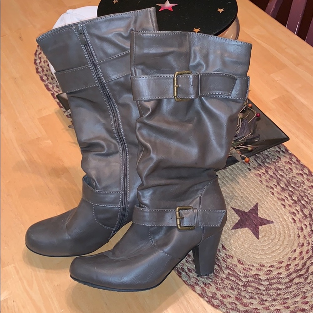 Rue 21 mid calf boots